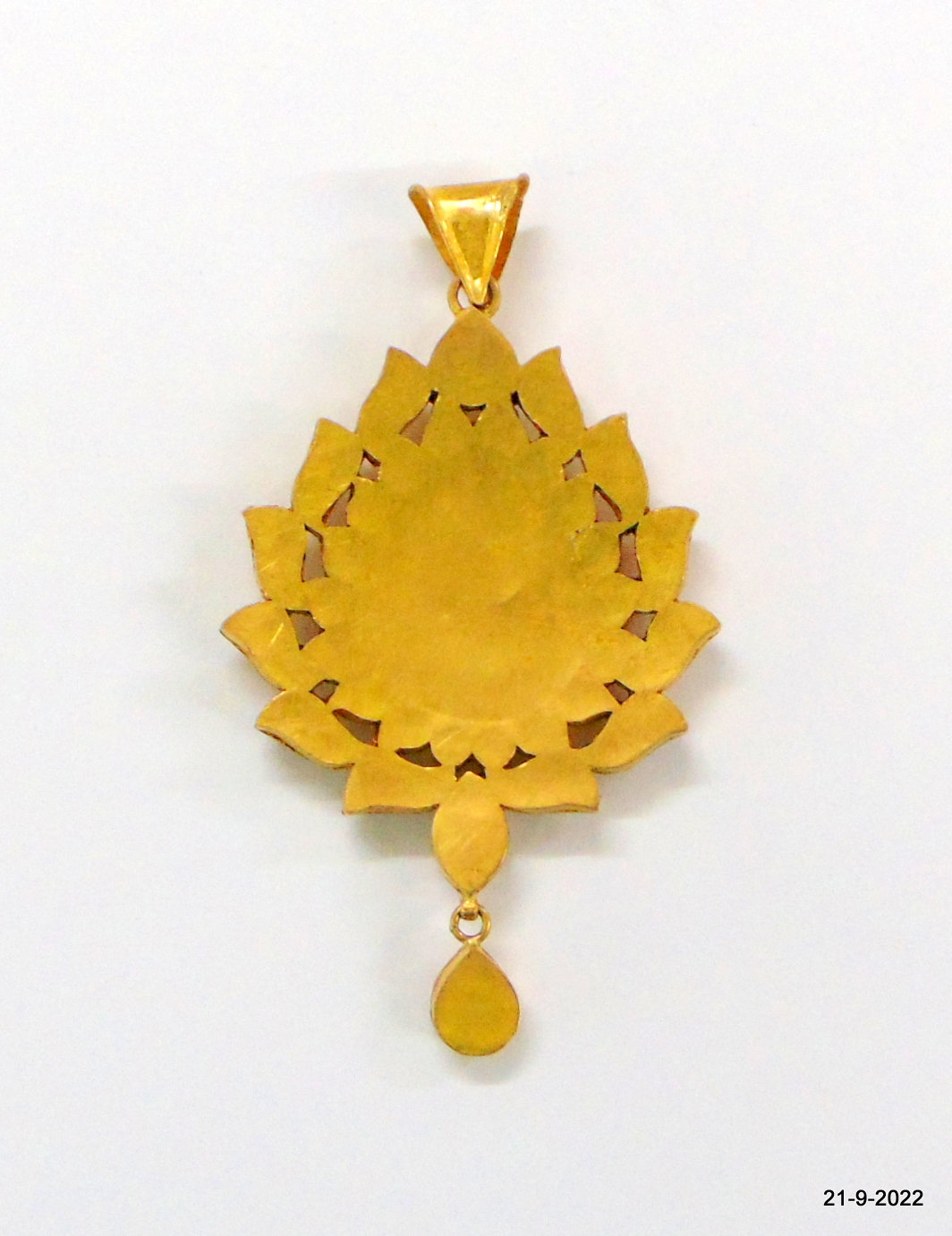 Gold pendant 2024 price anjali jewellers