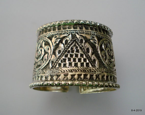 Bracelet Ancien En Argent Massif - Style Traditionnel - Antiquités - Occasion