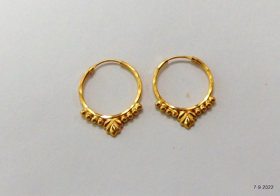 Buy Yellow Gold Earrings for Women by Malabar Gold & Diamonds Online |  Ajio.com