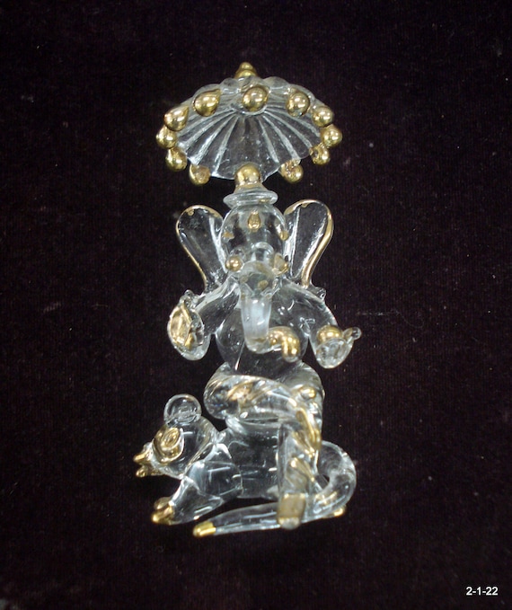 Gold jewellery shop for ganpati idols