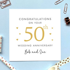 カップル向けのパーソナライズされた金婚式記念日カード | 50 周年、結婚 50 周年、ママとパパ、友人、祖父母、両親、金色の封筒