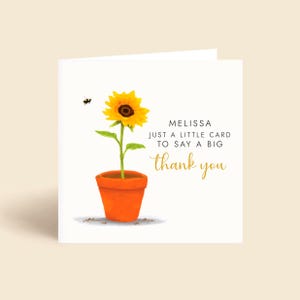 Personalisierte Sonnenblume Dankeskarte - Benutzerdefinierte Name Dankbarkeitskarte mit Topfpflanze & Biene - Danke für Lehrer, Krankenschwester, Freund, Betreuer