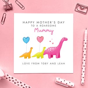 de fête des mères dinosaure personnalisée pour maman | Maman, maman, maman, maman, nounou, grand-mère, grand-mère, grand-mère avec deux enfants, 2 enfants, jumelles