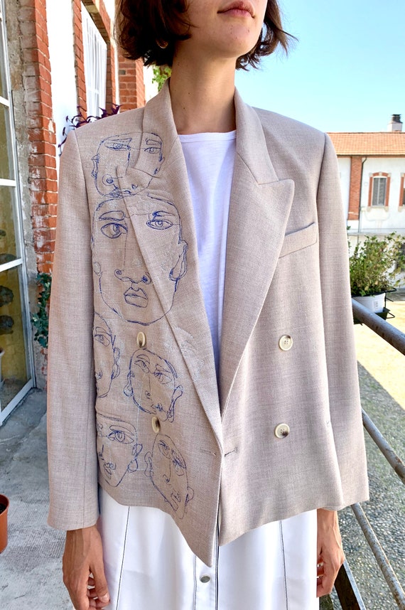 Double breasted customized blazer