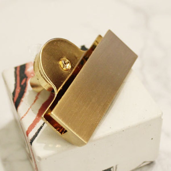 Edge Strip Handbag Lock Magnetic Snap High-end