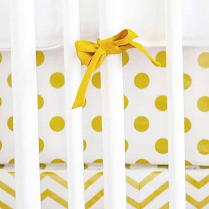 gold dot crib sheet