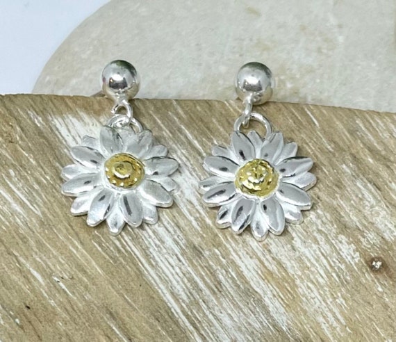 Silverand Gold Daisy Dangly Earrings. Mixed Metal Handcrafted Bespoke Drop Earrings. Bridesmaid or Flower Girl Gift and Bridal Jewellery.