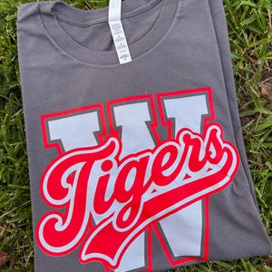 T-shirt rétro mascotte esprit scolaire - Taille unisexe - Impression DTF