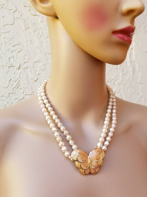 Authentic KJL for AVON Baroque Pearl & Enamel BUT… - image 2