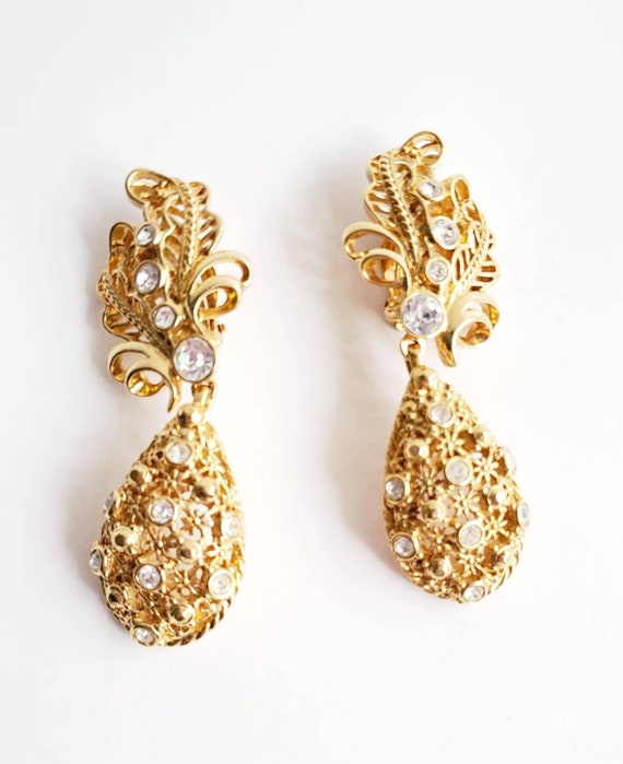 Jose Maria Barrera AVON Gold Tone Dangle Earrings, Gold and