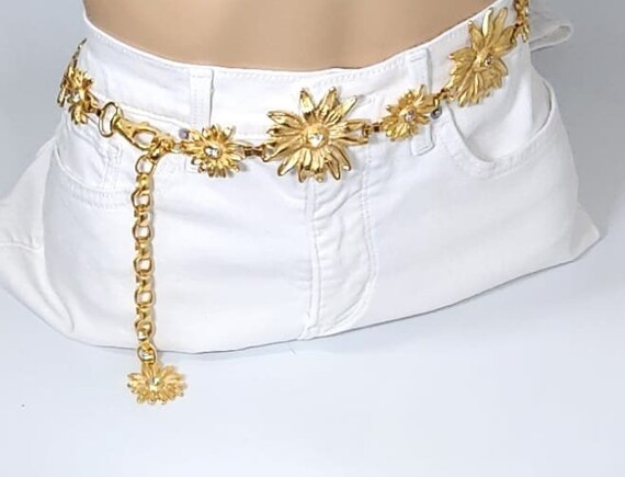 Gold Tone Chain Link Statement Belt NYFASHION101 Women main image 3
