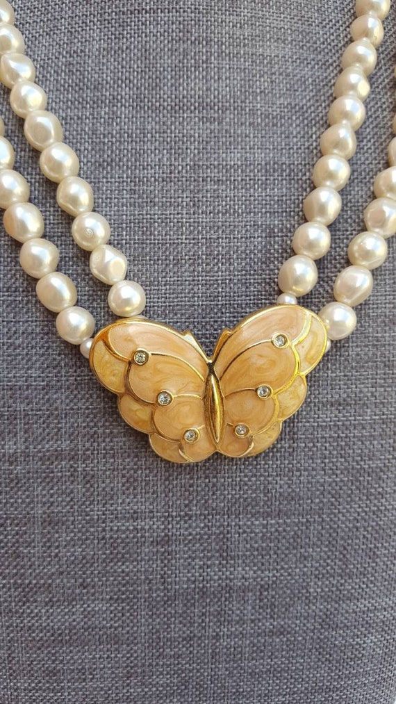 Authentic KJL for AVON Baroque Pearl & Enamel BUT… - image 3