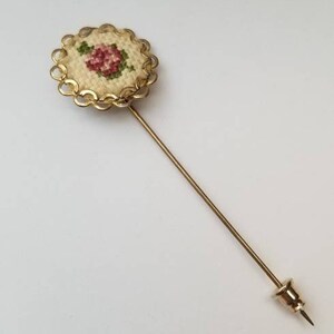 Vintage Crochet Flower Lapel Stick Pin Brooch, Vintage Gold Tone ...
