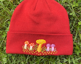 Fungi friends beanie