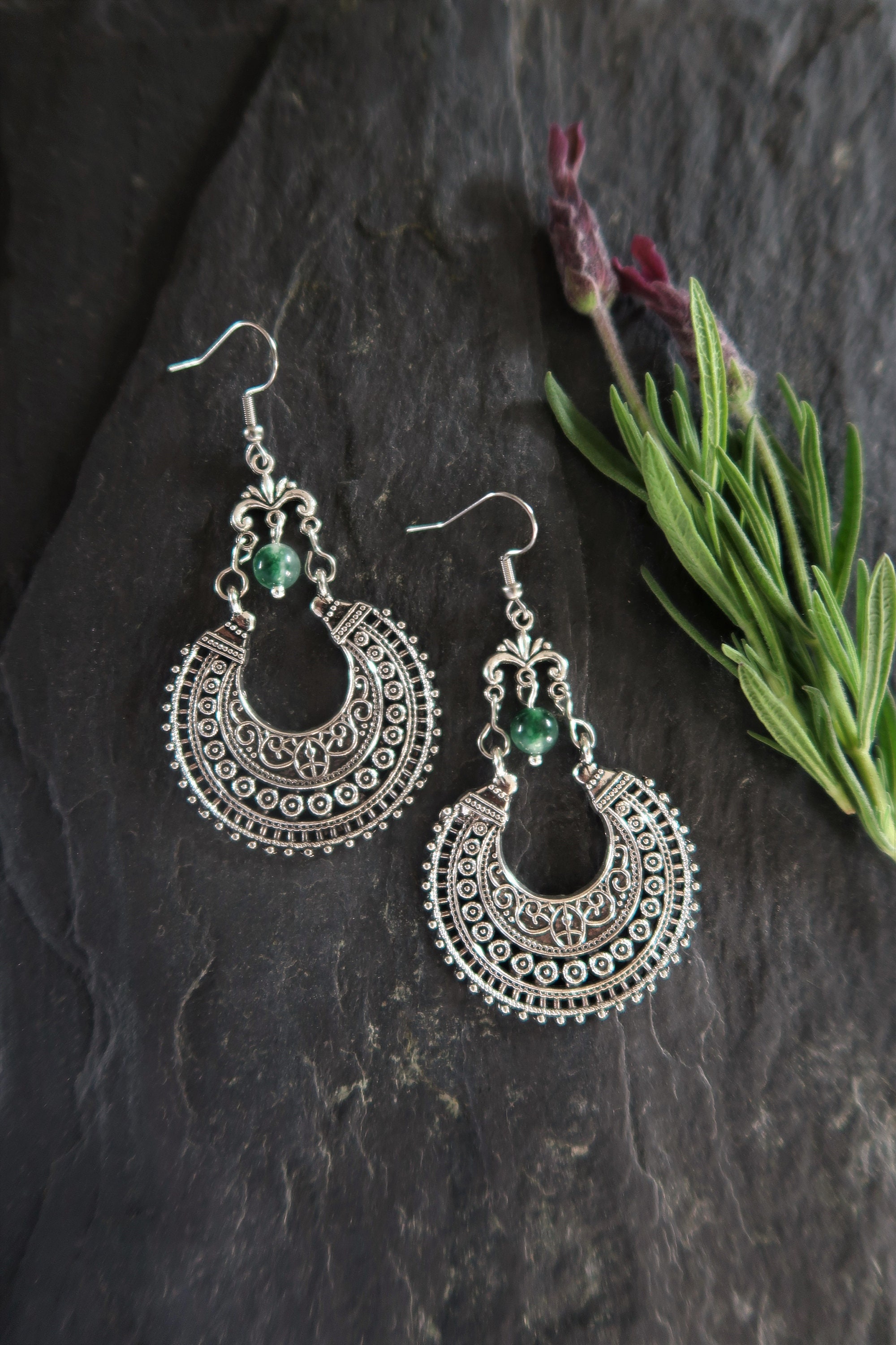 Orecchini pendenti etnici cristalli colorati e frangia catene | Sonata Bijoux