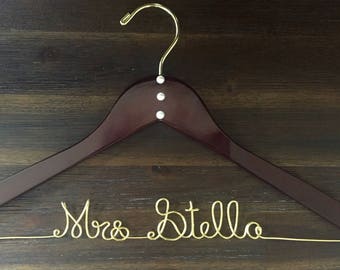 Wedding hanger, wedding dress hanger, name hanger, personalized name hanger, mrs hanger, wedding gift, bridal shower gift