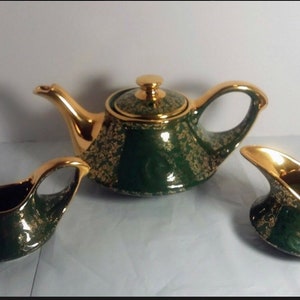 Beautiful Pearl Co Tea Set