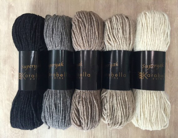 :Lamb/'s Pride Worsted #11: Brown Sheep yarn White Frost