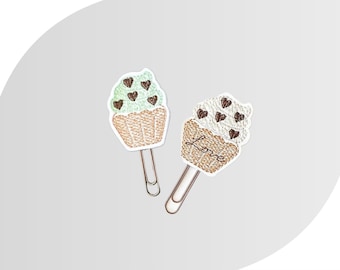 Agrafe brodée d'agenda pour petits gâteaux | Saint-Valentin, Vacances