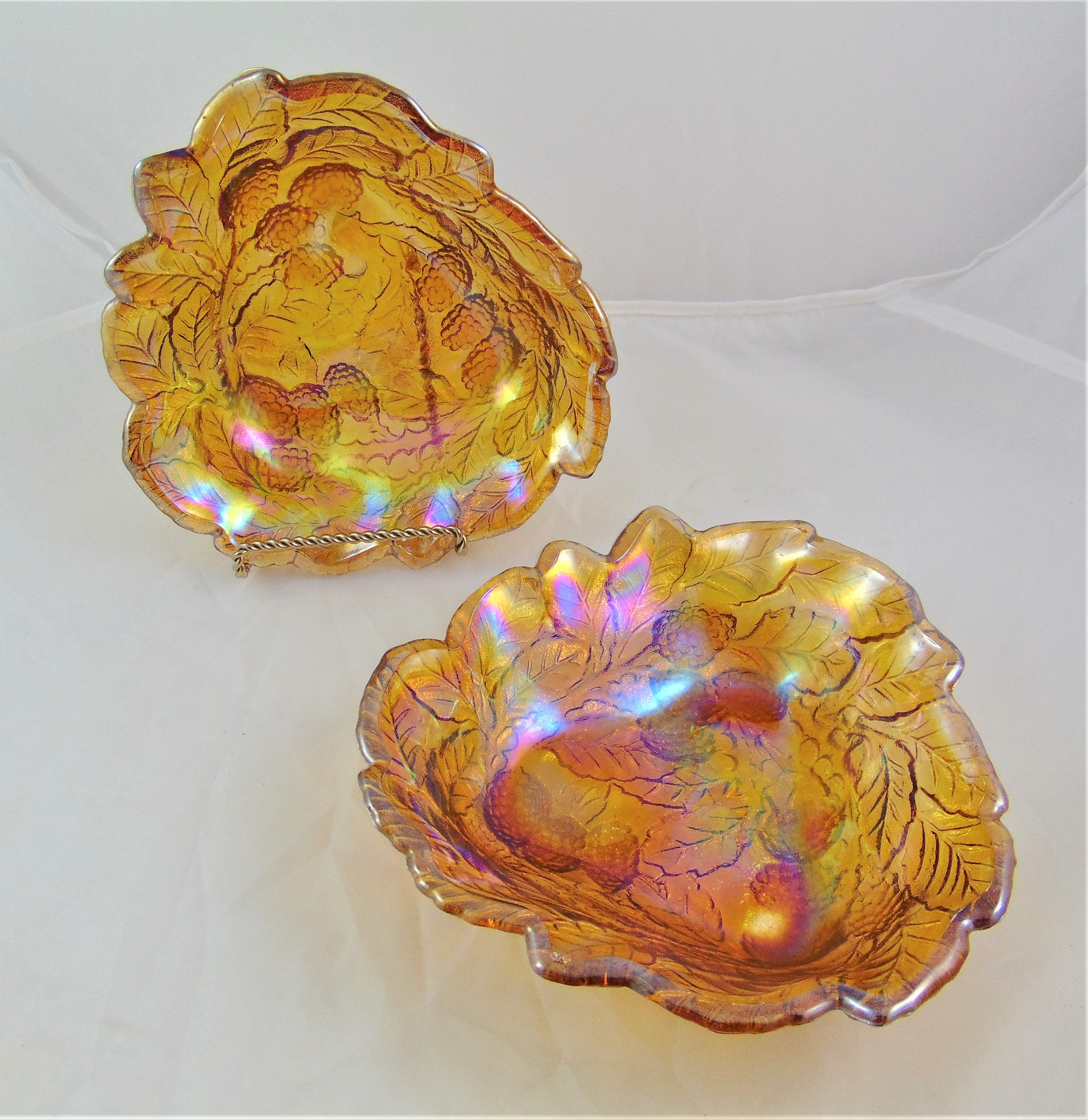 Vintage Indiana Gold Carnival Glass Loganberry Bowl Triangle Etsy