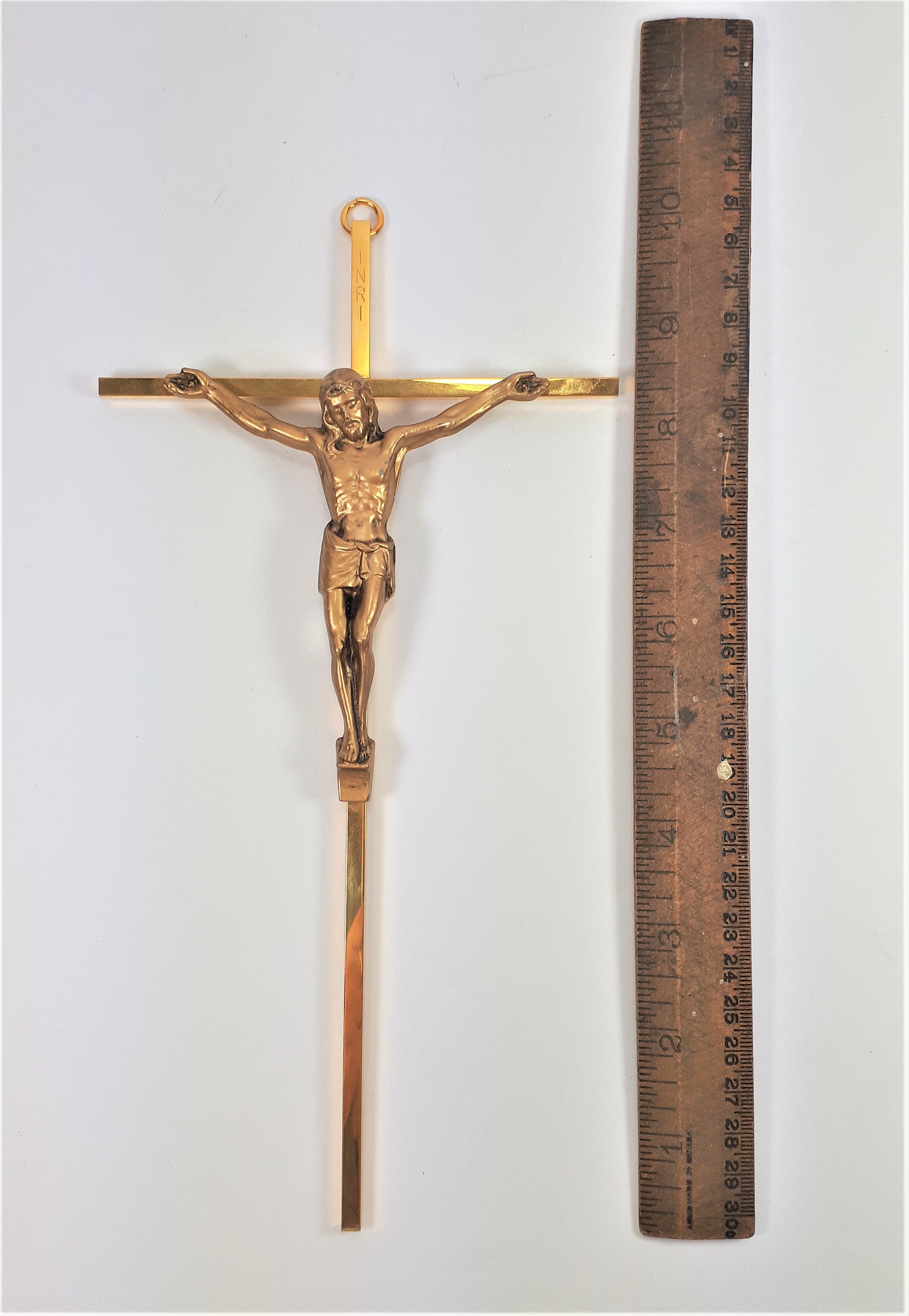 crucifijo-pared (metal) latón-dorado - Buy Antique crucifixes on  todocoleccion
