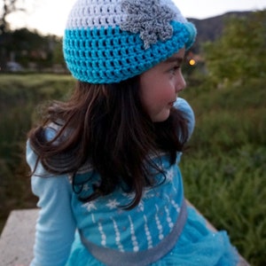 Queen Elsa beanie CROCHET PATTERN Frozen Disney character hat image 5