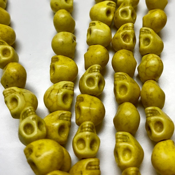 47 Yellow Howlite Skull beads, 8mm skull beads, 308