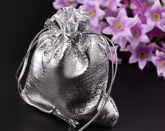 25 Silver organza Bags 9cm x 7cm