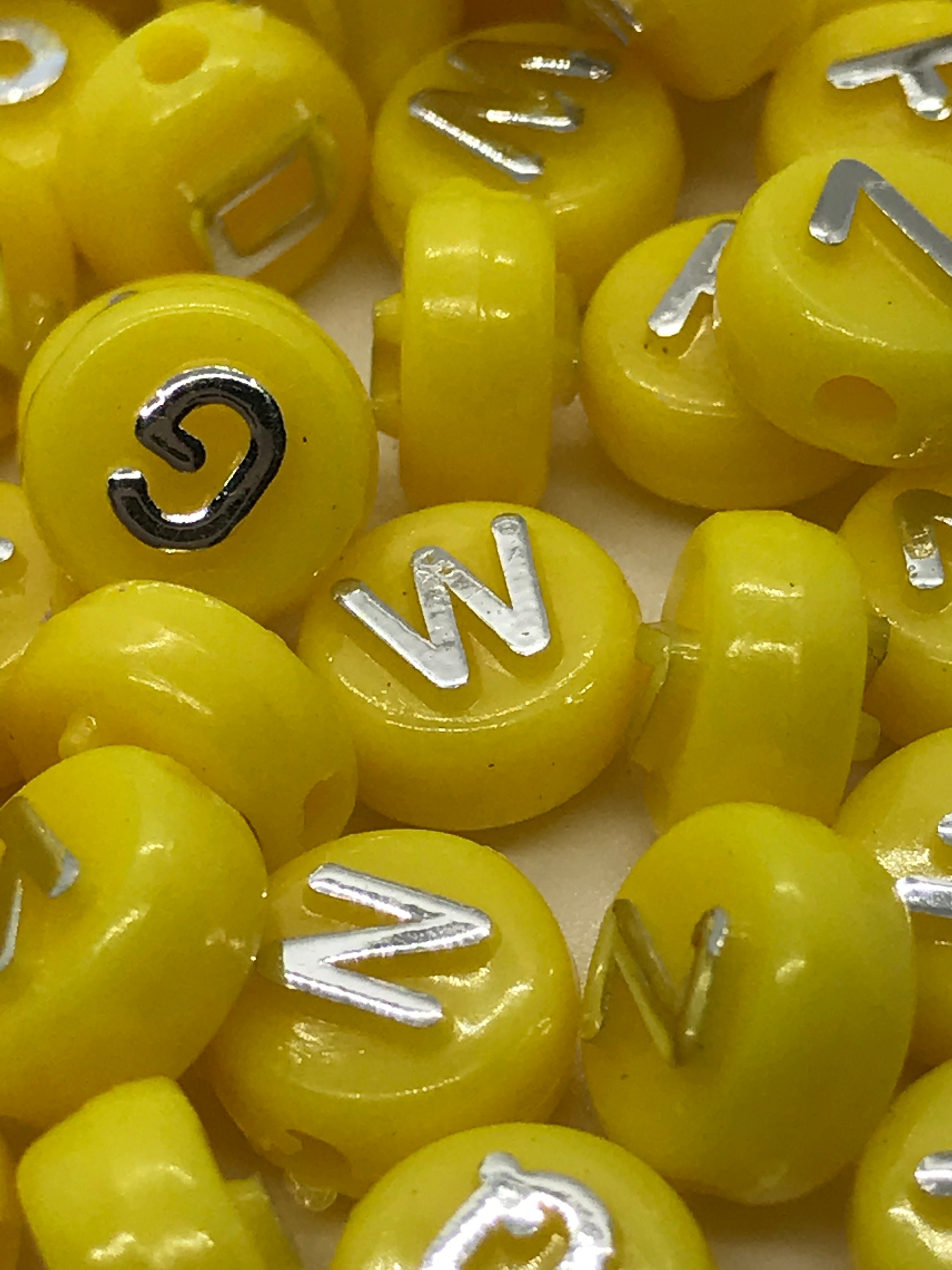200 10mm yellow letter beads acrylic alphabet beads