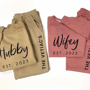 Wifey & Hubby Couple Matching Sweatsuits, Custom Sweatshirt and Sweatpants Set, Sweatshirt and Joggers, Sweatsuit Sets for newlyweds - PG