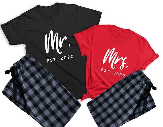 Mr and Mrs Flannel Pajamas, Mr and Mrs Couples Matching Pajamas, Gifts for  Couples, Matching Couples Pjs, Engagement Gift, Anniversary Gift -   Canada