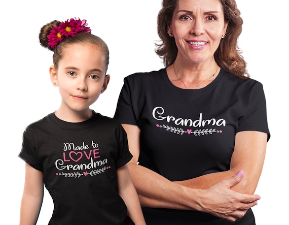 Hecho para amar a la abuela. Nieta de la abuela a juego con camisetas  familiares. Camisetas