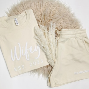 Wifey Outfit - SUMMER SET Shirt and Shorts with Embossed PUFF Print. Personalized Wife Outfit, New Wifey Custom Gift with name and date
