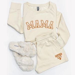 Personalized Mama gift set. Custom Mama Outfit. Mom Coming home outfit. Mom Loungewear. Mama Sweatshirt. Baby Shower Gift. Hospital Outfit