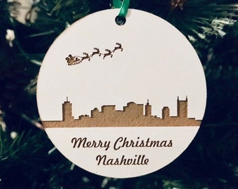 Christbaumschmuck, Laser graviert, Ornament, Holz Ornament, personalisierte Ornament, Weihnachtsgeschenk, Nashville City Skyline Ornament