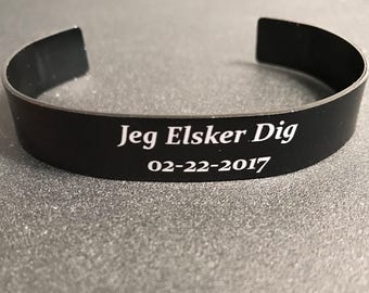 Graviertes Manschettenarmband, handgeschriebenes Lasergraviertes Armband, Herrenschmuck - Für Ihn, Damenschmuck - Für Sie, schwarzes Armband, schwarze Armreif