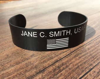 Personalisierte, handschriftliche Laser gravierte Armband, Schmuck für Männer - für ihn, Damen Schmuck - für sie, schwarz Armband, schwarze Manschette
