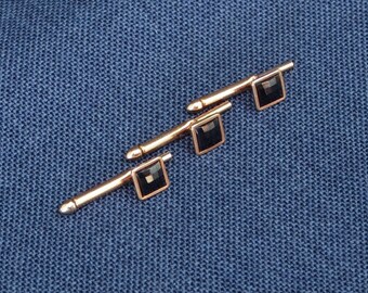 Swank VTG formal/tuxedo shirt stud set, gold tone metal, faceted black inset