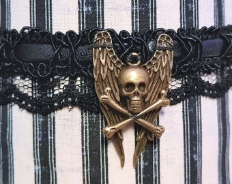 PIRATE CHOKER NECKLACE, pirate choker, brown skull choker, black skull choker, adjustable choker, skull and crossbones choker, elastic tie