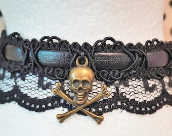 SKULL CHOKER ADJUSTABLE, pirate choker, brown skull choker, black skull choker, adjustable choker, skull and crossbones choker, elastic tie