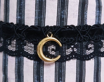 MOON NECKLACE ADJUSTABLE, moon choker, moon jewelry, cottagecore, cottagecore jewelry, moon necklace, black lace choker