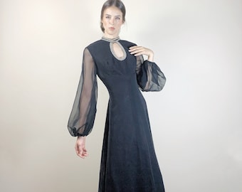 Vintage 60s balloon sleeve maxi dress. 1960s crystal neck hostess dress. Medium.