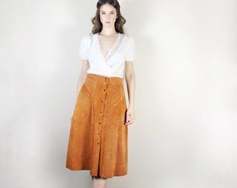 Vintage 70s orange suede midi skirt. Boho hippie vibes. XS small 25-27