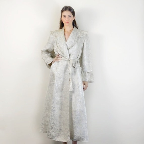 1930s old Hollywood dressing gown. True vintage r… - image 1