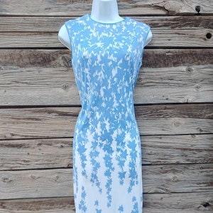 Vintage 1960s Knit Sheath Dress - Blue and White Botanical Print