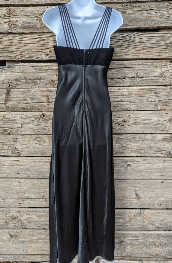 Retro Vintage 1990's Black Velvet and Satin Gown … - image 5