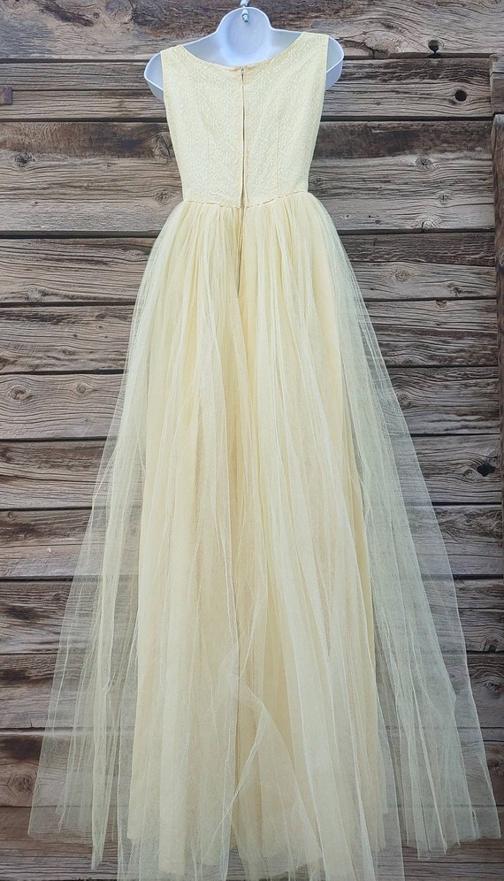 Vintage 1950s Yellow Lace Gown with Tulle Skirt - image 8