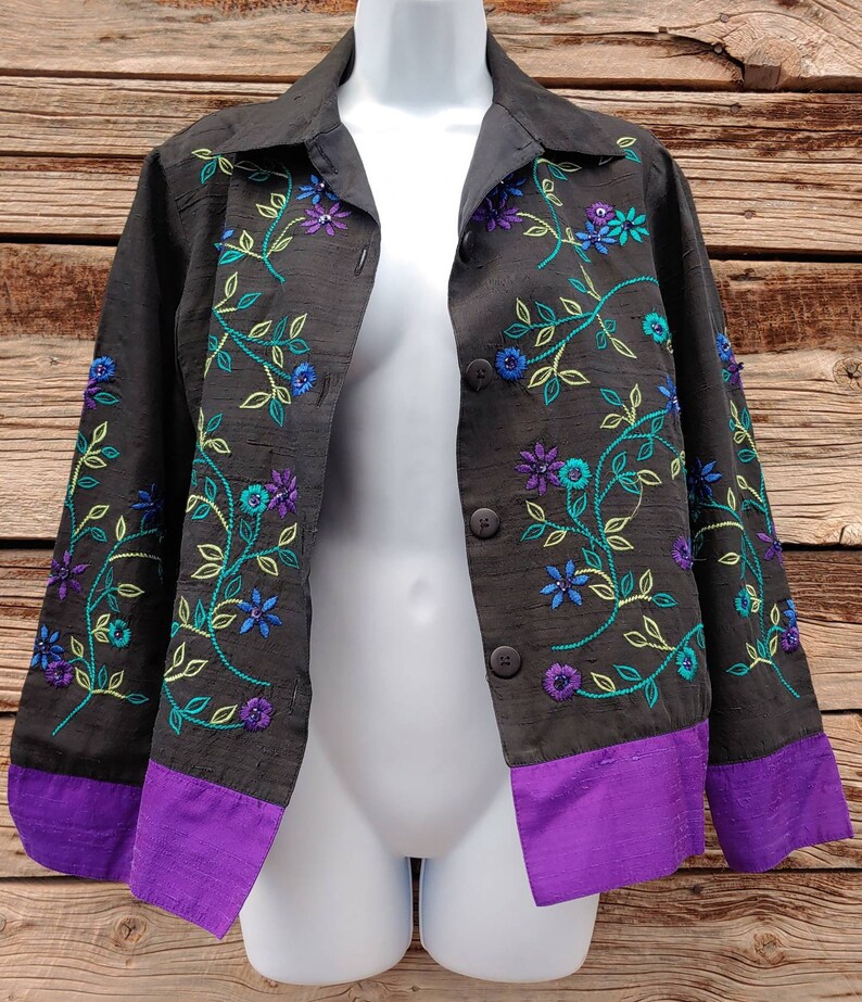 Retro Vintage 1990s Coldwater Creek Beaded Floral Jacket, Blouse or Overshirt Black and Purple image 3