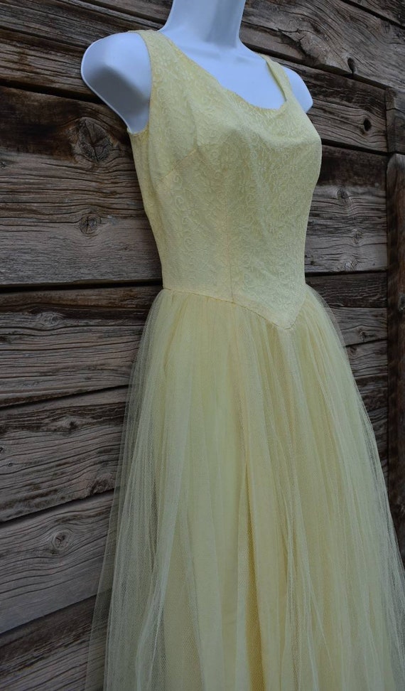 Vintage 1950s Yellow Lace Gown with Tulle Skirt - image 2