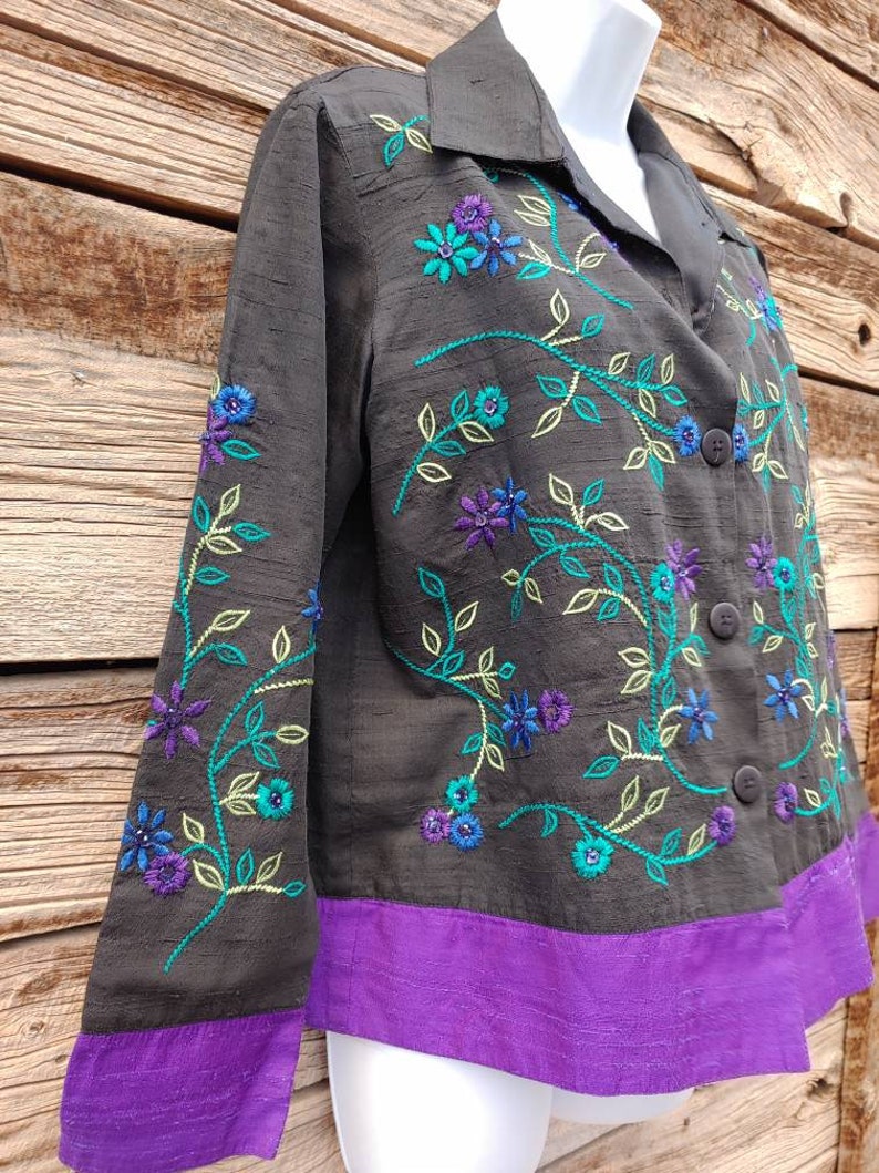 Retro Vintage 1990s Coldwater Creek Beaded Floral Jacket, Blouse or Overshirt Black and Purple image 4